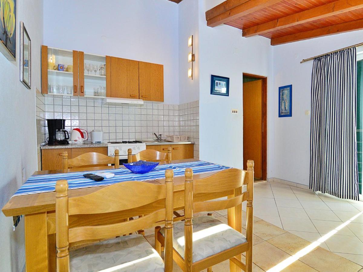 Holiday Home Camp Marko - Roz336 By Interhome Zečevo Exterior foto